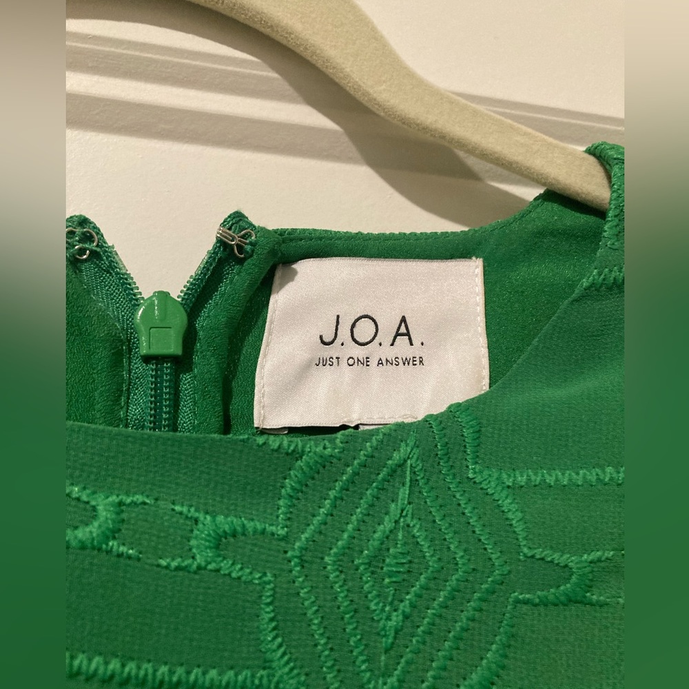 J.O.A green dress - Picture 3 of 3